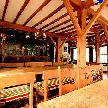 Pleasant Holiday In Ouren With A Bar Prázdninový dům